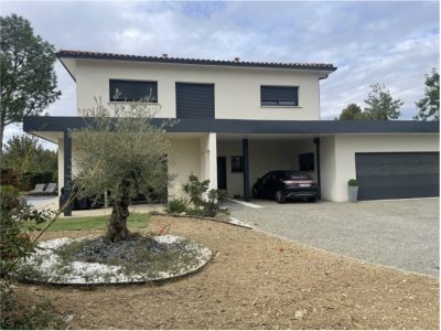 Villa à étages, Saint-Nauphary